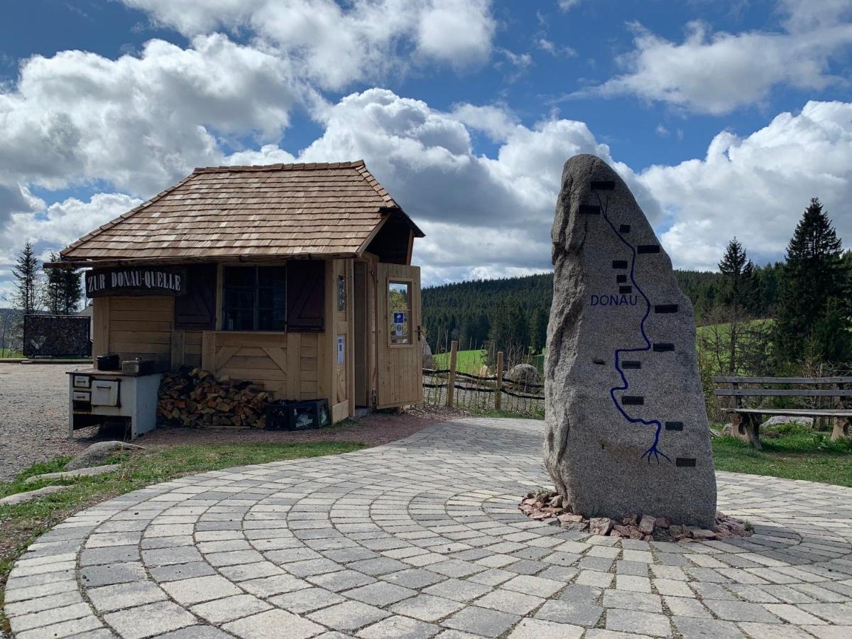 Hoehengasthaus Kolmenhof An Der Donauquelle Furtwangen Dış mekan fotoğraf