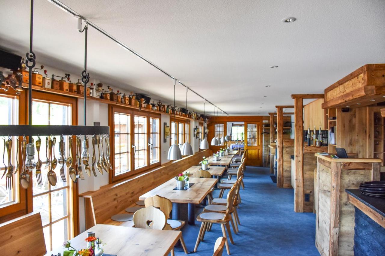 Hoehengasthaus Kolmenhof An Der Donauquelle Furtwangen Dış mekan fotoğraf